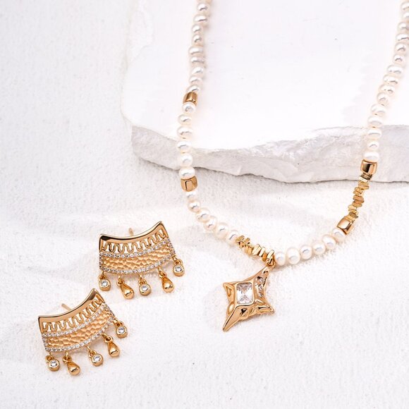 ✨ Artisan Original Pavé Crystal Chandelier Stud Earrings | S925 Gold - Picture 8 of 11